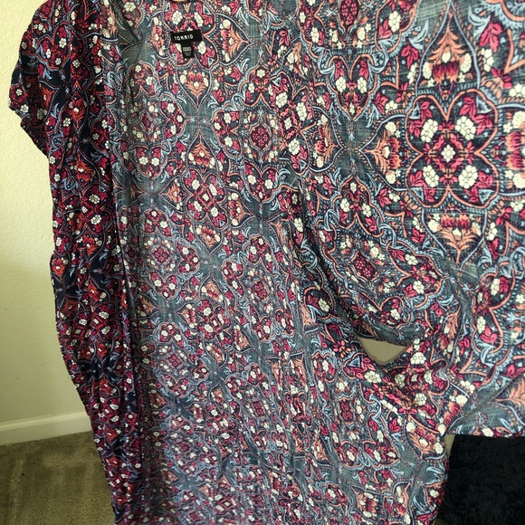 Printed Top - Picture 4 of 8